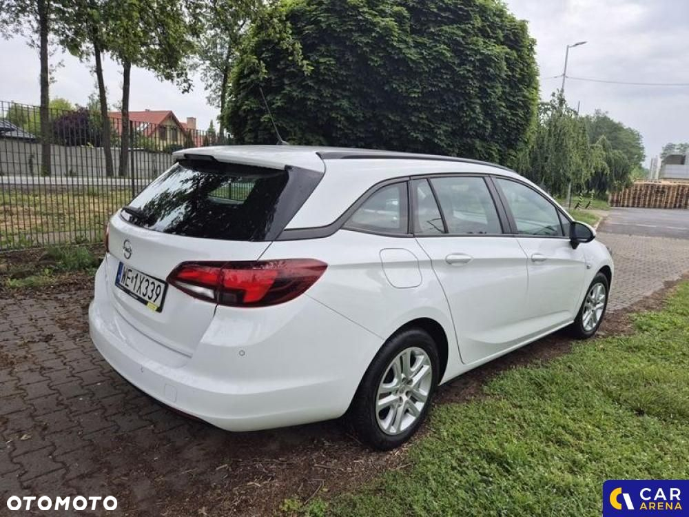 Opel Astra - 4