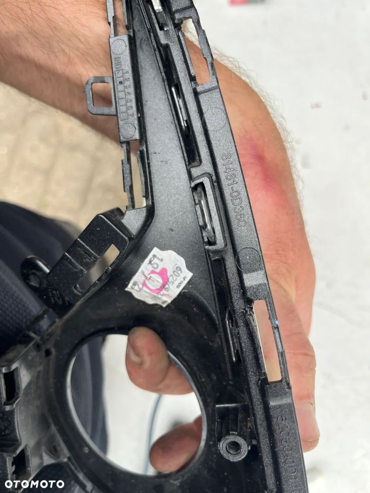 KRATKA ZDERZAKA PRAWY PRAWA PRZÓD PRZEDNIA TOYOTA YARIS III 17- 81481-0D360 - 4