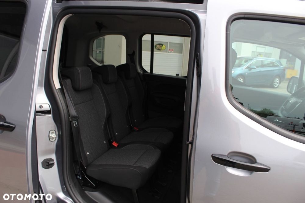 Opel Combo - 26
