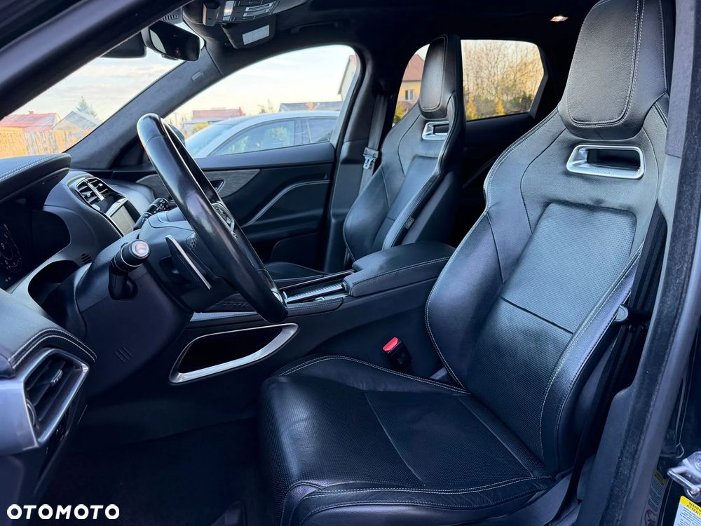 Jaguar F-Pace 3.0 V6 AWD S - 13