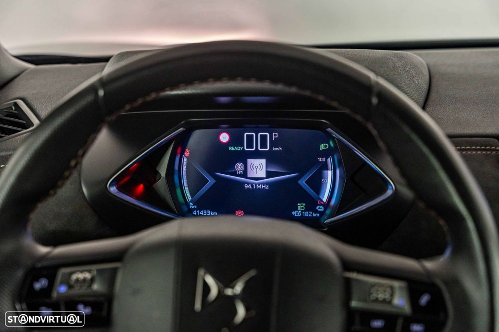 DS DS3 Crossback E-Tense Performance Line - 34