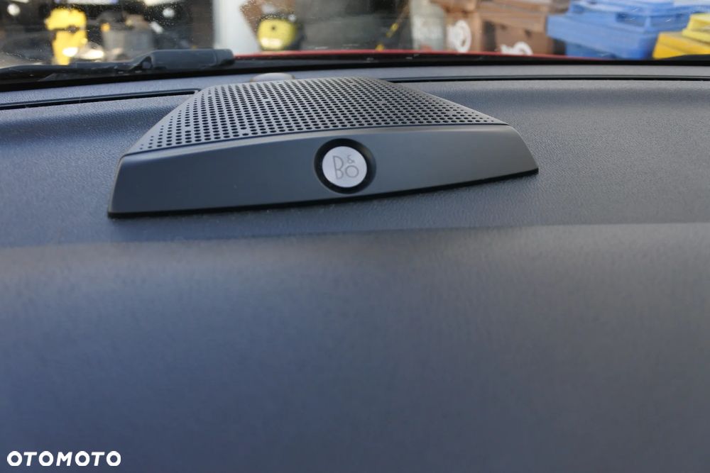 Ford Fiesta 1.0 EcoBoost S&S TITANIUM X - 24