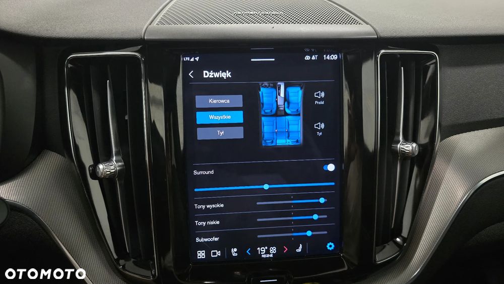Volvo XC 60 B4 D AWD Ultimate Dark - 30