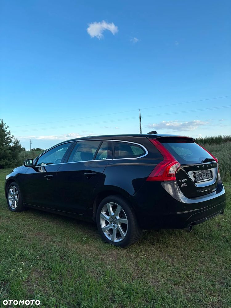 Volvo V60 T3 - 15