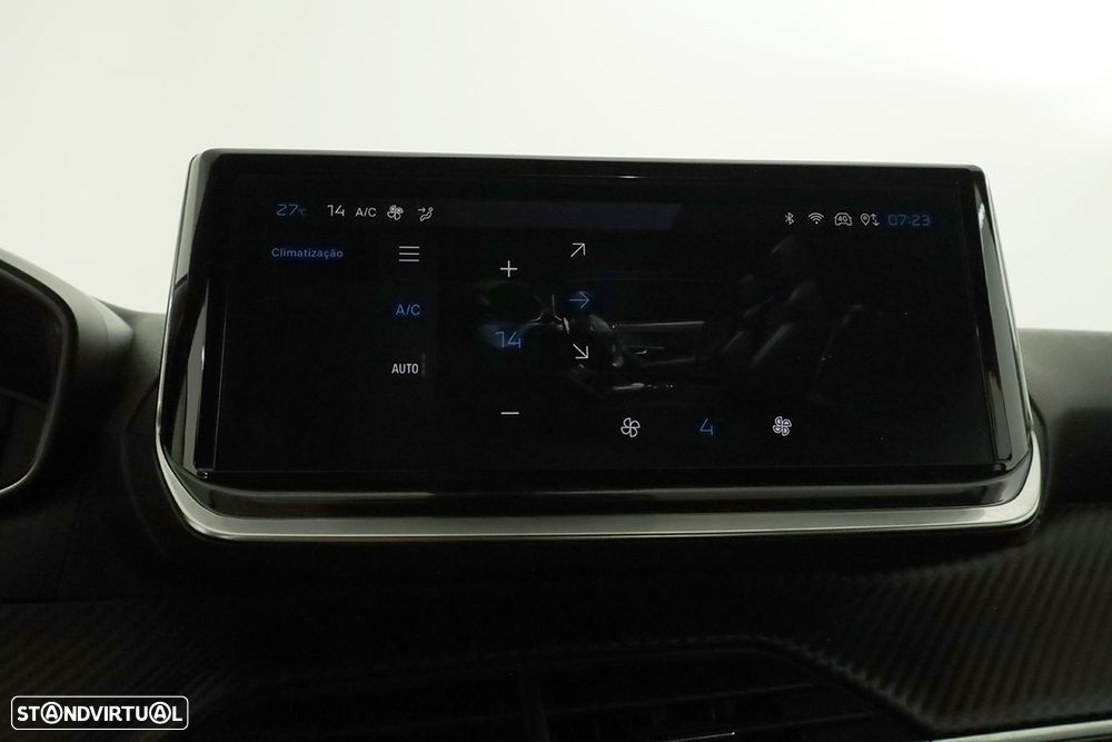 Peugeot 2008 1.2 PureTech Allure EAT8 - 10