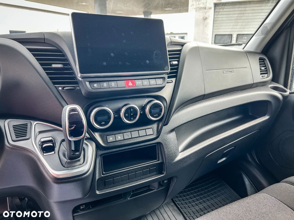 Iveco Daily 35S18HA8 V - Brygadówka CARPOL 7 miejsc - GSC GORZÓW - 18