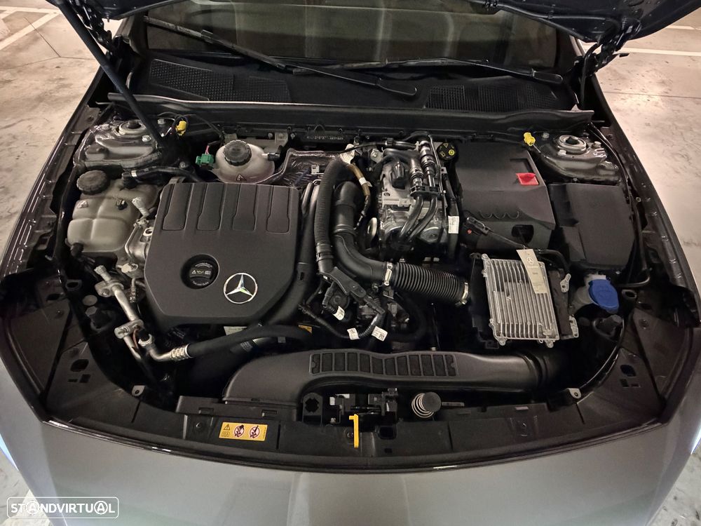 Mercedes-Benz A 250 e 8G-DCT AMG Line Advanced - 32