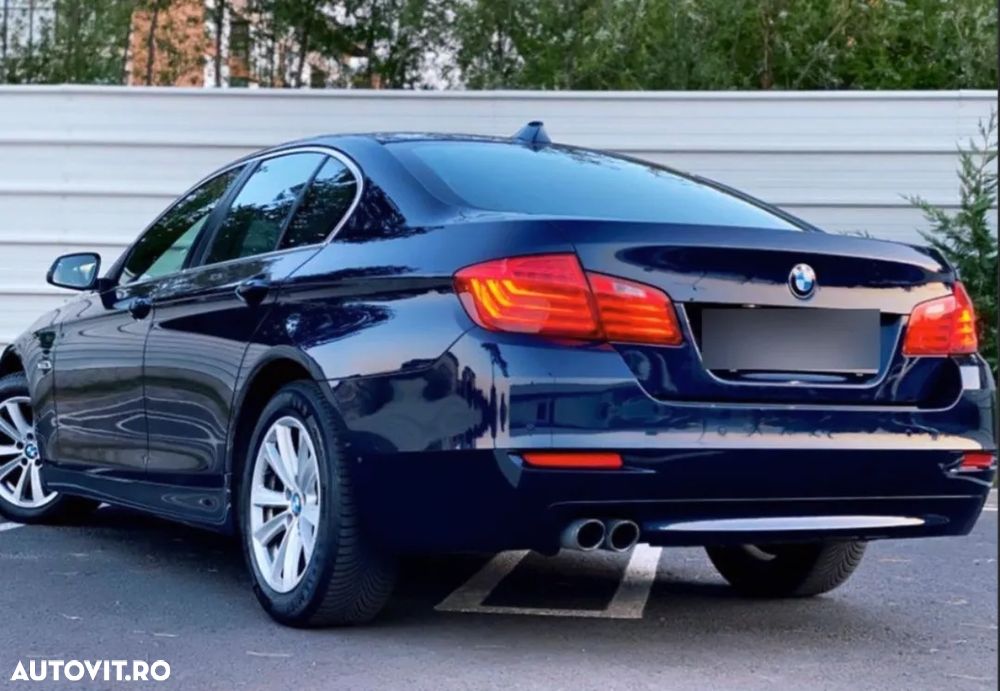 BMW Seria 5 518d Aut. Luxury Line - 2