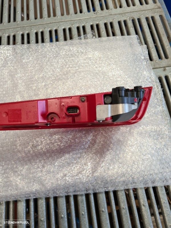 Farolim Direito Do Painel Lanterna Tras Stop Drt Porsche 911 (991)  99 - 9