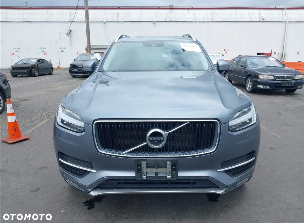 Volvo XC 90 T6 AWD Momentum 7os - 9