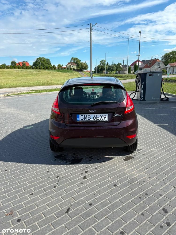 Ford Fiesta 1.25 Ambiente EU5 - 2