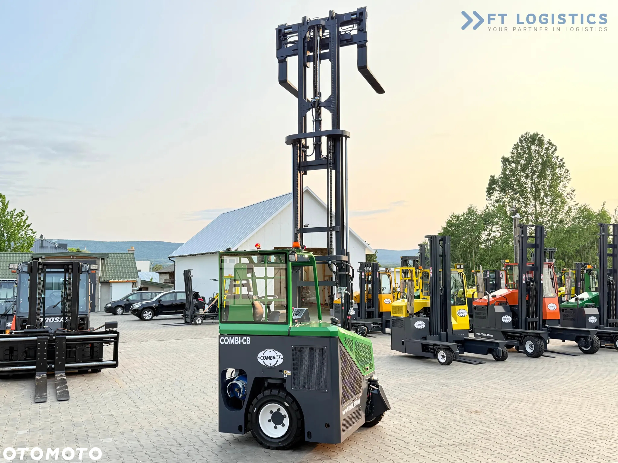 Combilift C4000CB / TRIPLEX - 5200MM / GAS / WOLNY SKOK / POZYCJONER WIDEŁ / PRZESUW WIDEŁ / WYSOKOŚĆ 2450MM / JAK NOWY - 37