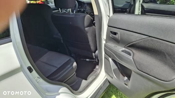 Mitsubishi Outlander 2.0 2WD Edition - 9