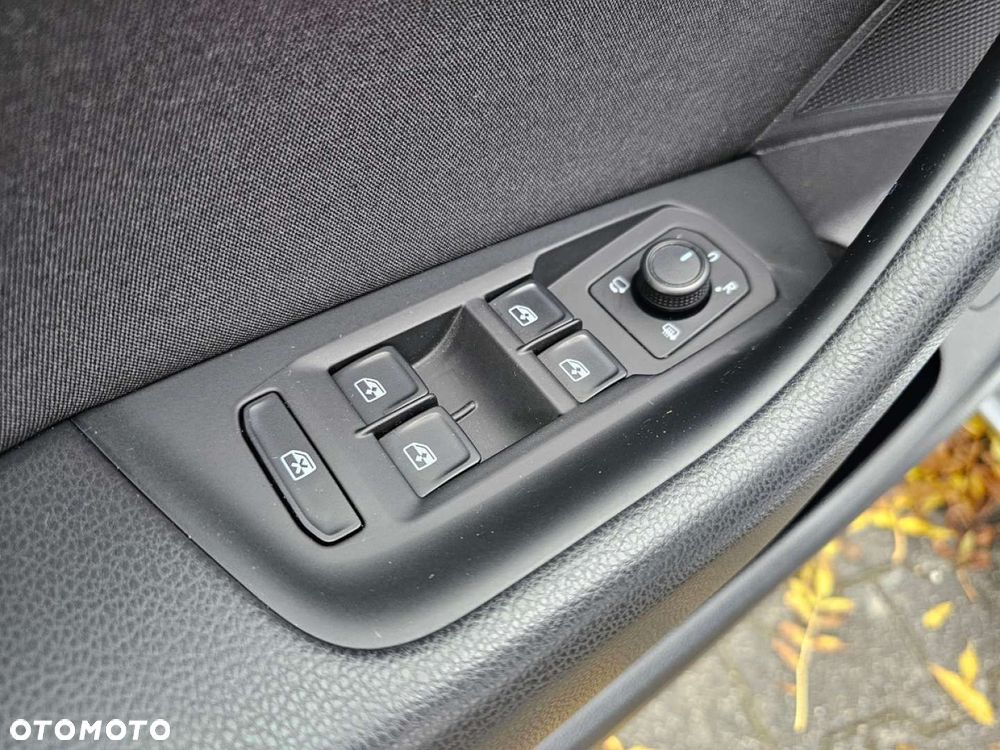 Volkswagen Passat Variant - 35