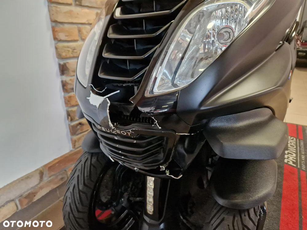 Peugeot Metropolis - 37