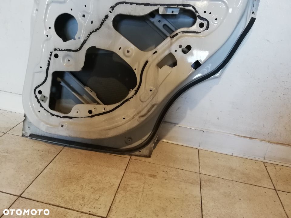 DRZWI TYŁ PRAWE BMW X1 F48 - 6