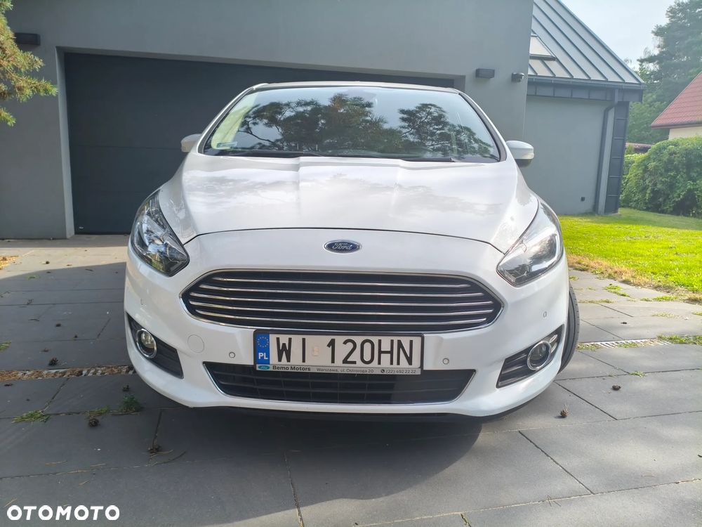 Ford S-Max - 12