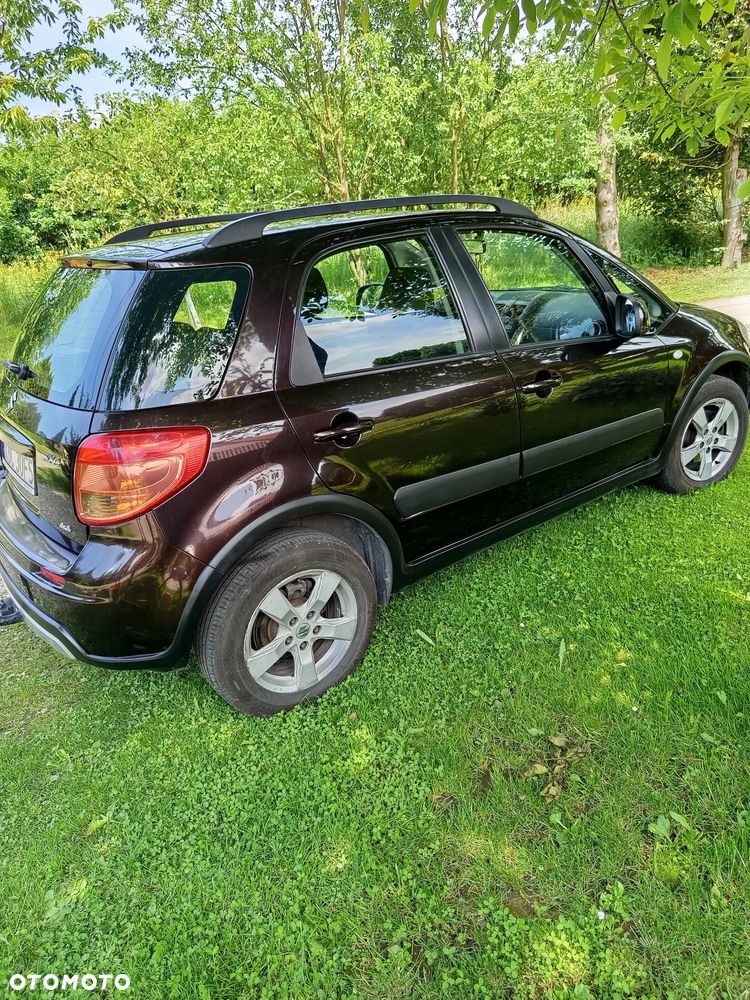 Suzuki SX4 1.6 Comfort 4WD - 6