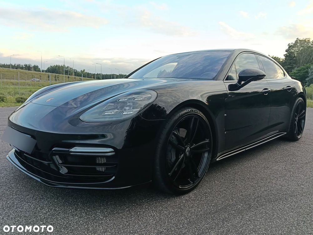 Porsche Panamera - 3