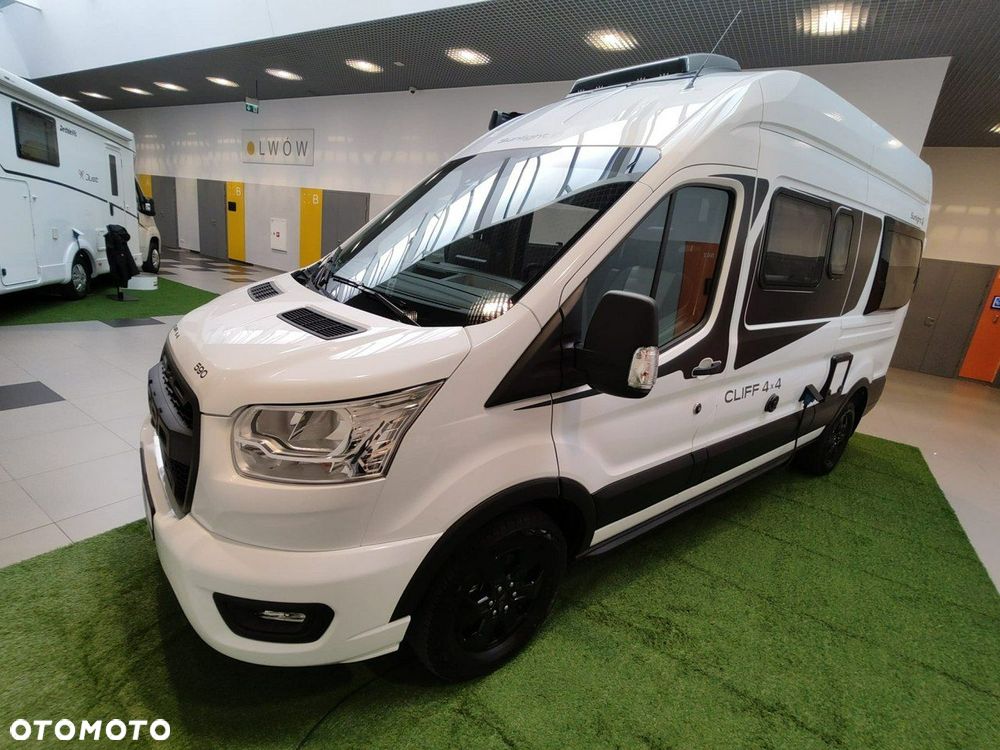 Sunlight Cliff 4x4 590 Ford z Napędem AWD 4x4 - 6