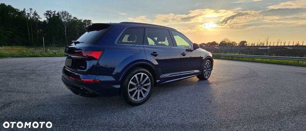 Audi Q7 - 4