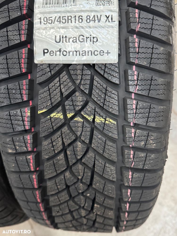 Vând 2 anvelope 195/45/16 goodyear de iarnă noi - 3