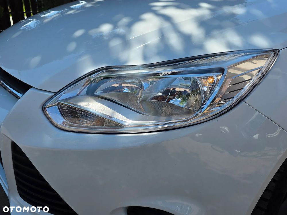Ford Focus 1.6 TI-VCT Ambiente - 3