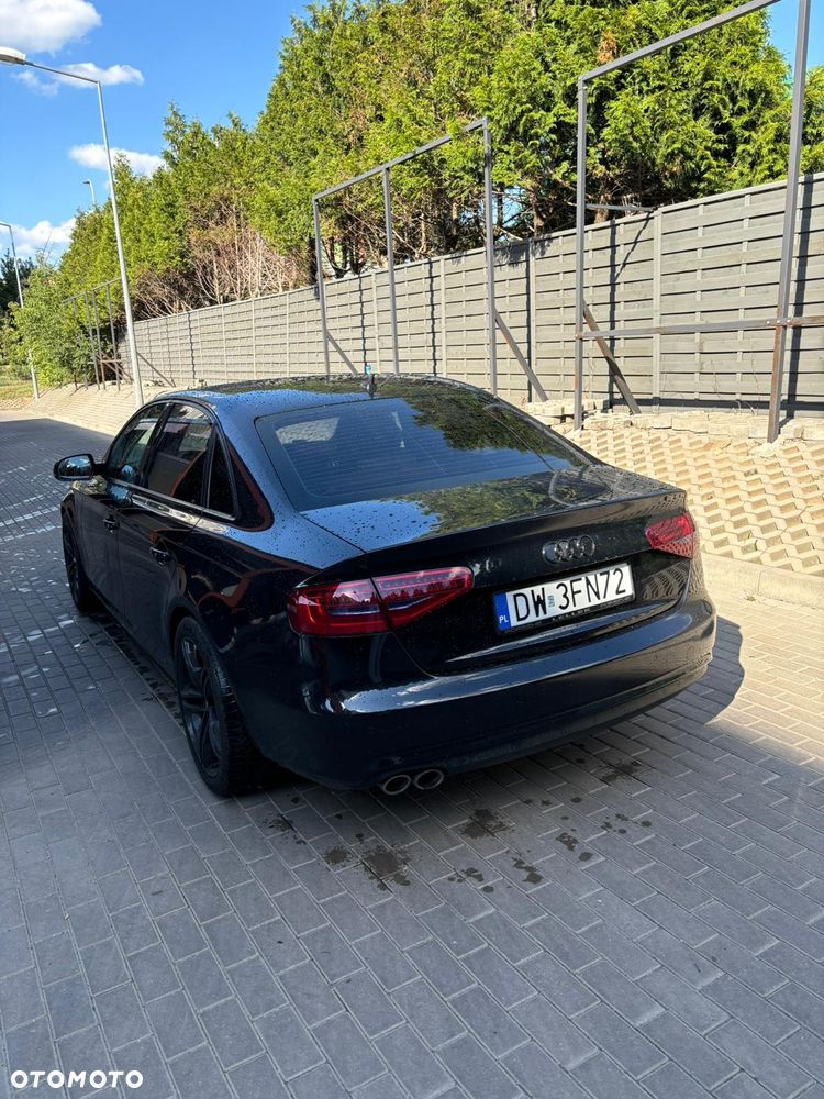Audi A4 - 5
