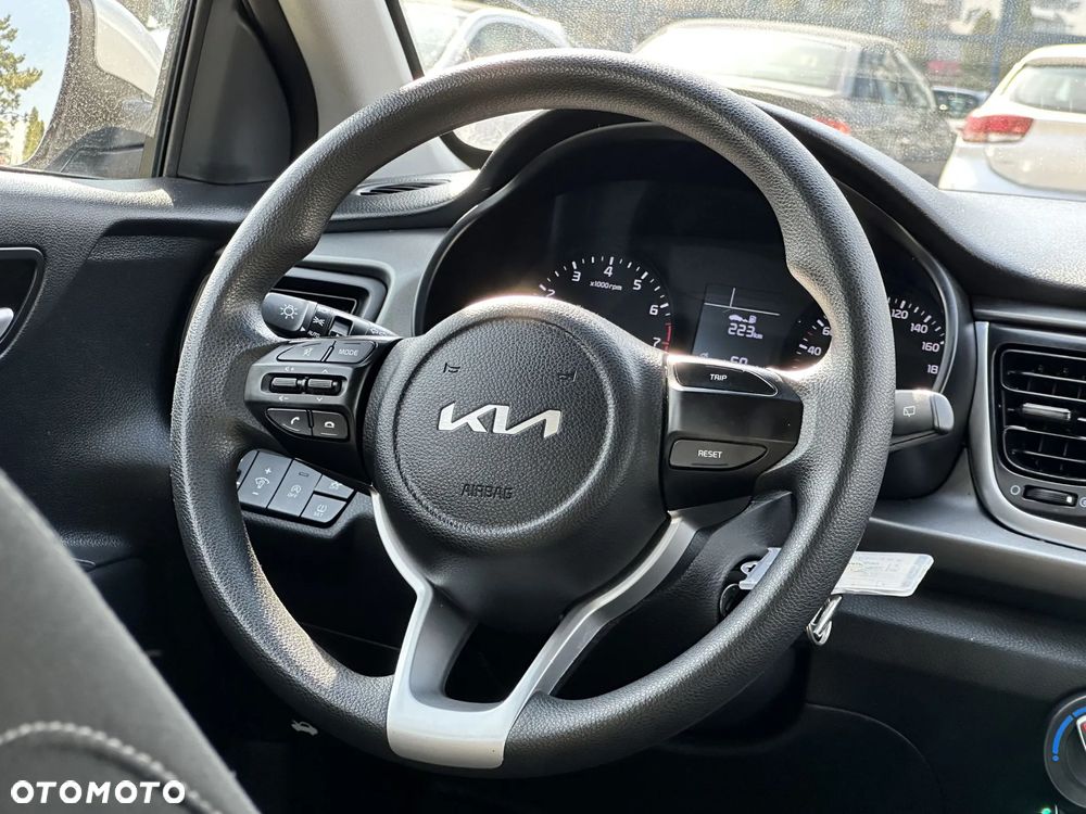 Kia Rio 1.2 M - 18