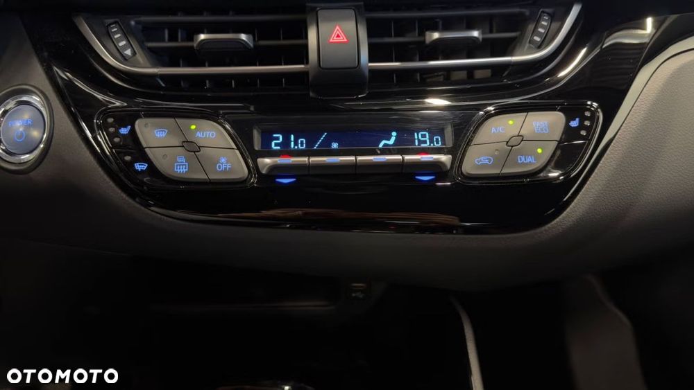 Toyota C-HR 1.8 Hybrid Prestige - 29