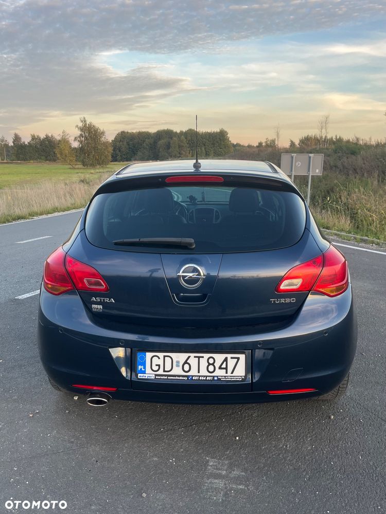 Opel Astra 1.4 Turbo - 3
