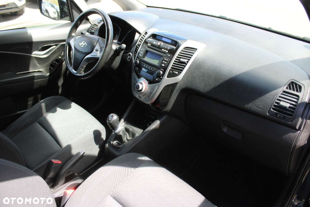 Hyundai ix20 - 26
