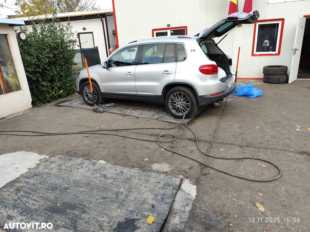 Volkswagen Tiguan 2.0 TDI DPF 4Motion Sport & Style - 10