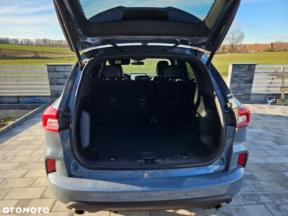 Ford Escape 2.0 EcoBoost AWD Titanium - 22