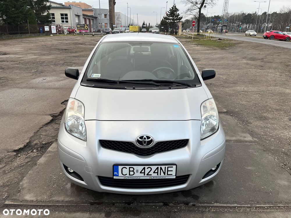 Toyota Yaris 1.0 Terra A/C - 3