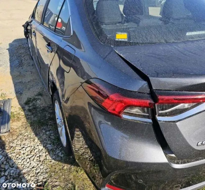 Toyota Corolla 1.8 Hybrid Comfort - 8