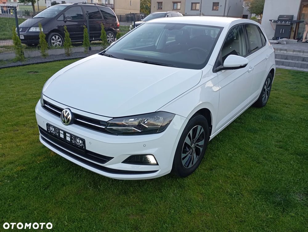 Volkswagen Polo - 1