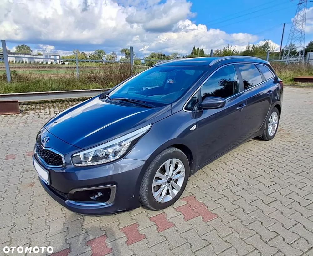 Kia Ceed Cee'd 1.6 CRDi L - 4