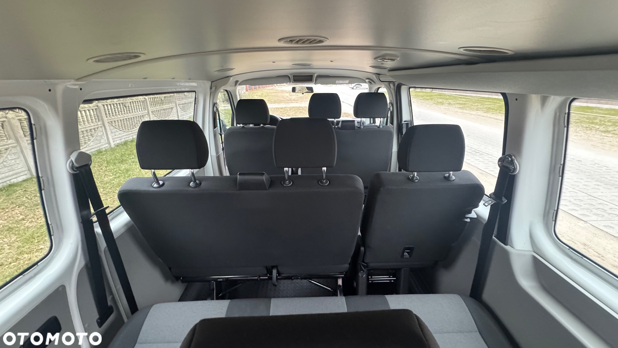 Volkswagen Transporter Caravelle BMT Edition - 26