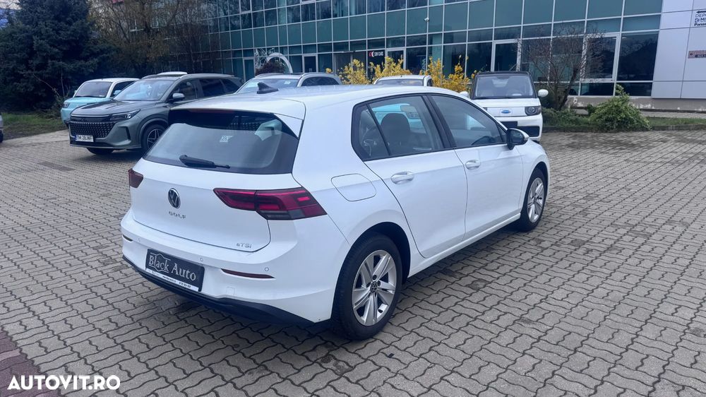 Volkswagen Golf - 3
