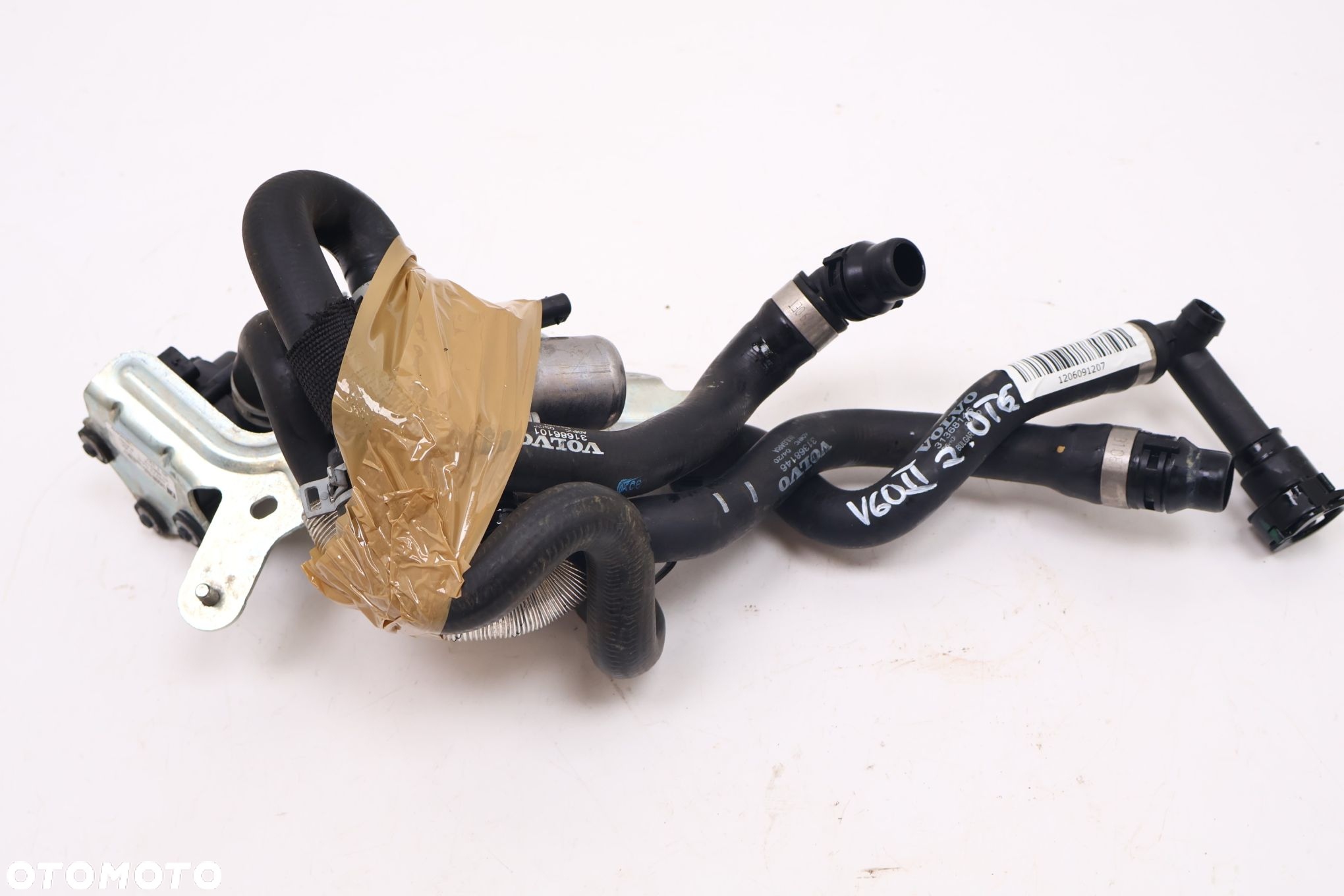VOLVO V60 II 2.0 T6 PLUG IN HYBRID DODATKOWA POMPA WODY PRZEWODY 31368145, 31368146, 31686101 - 9