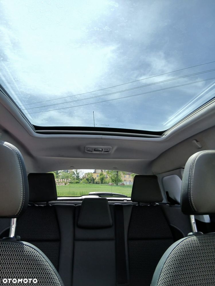 Peugeot 2008 1.2 Pure Tech Allure S&S - 23