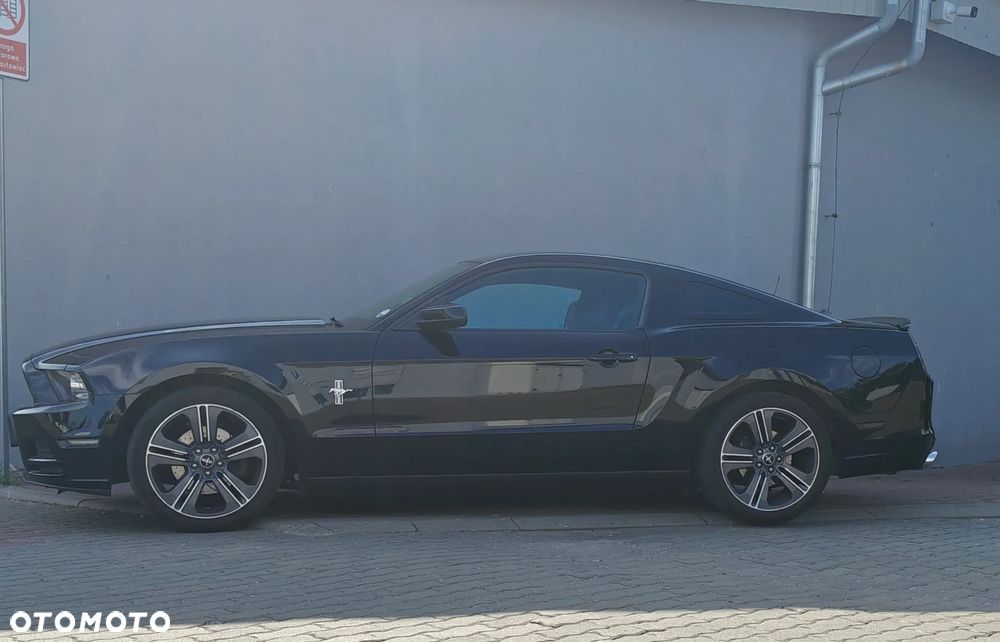 Ford Mustang - 5