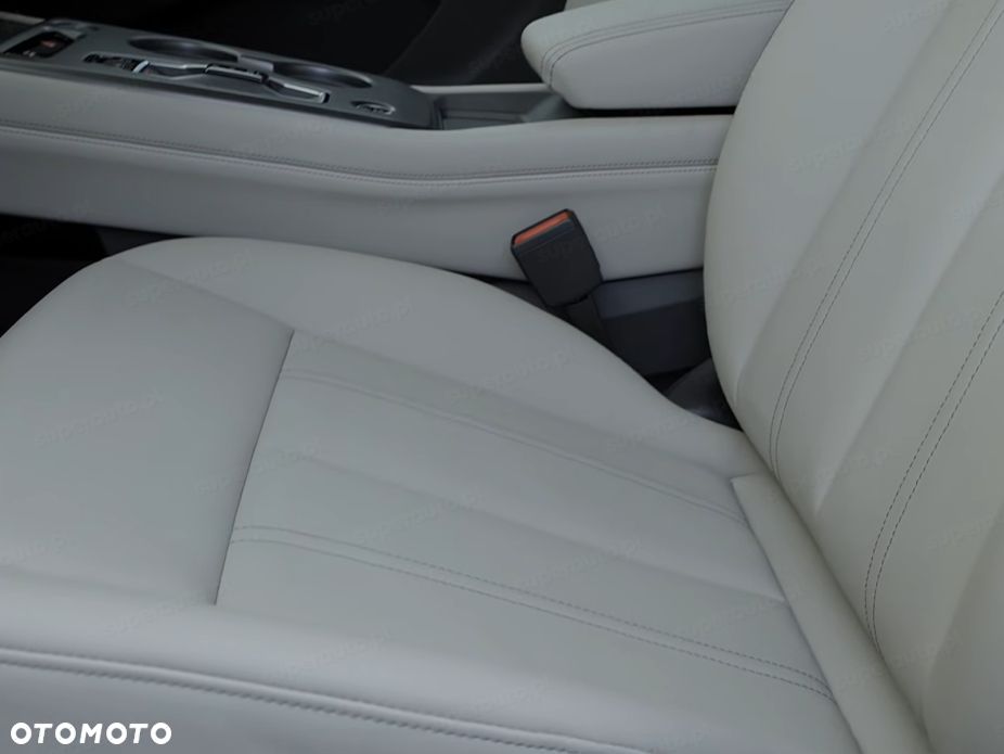 Audi Q4 e-tron - 7