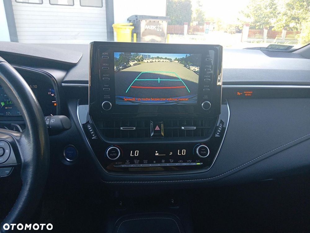 Toyota Corolla 2.0 Hybrid Comfort - 13