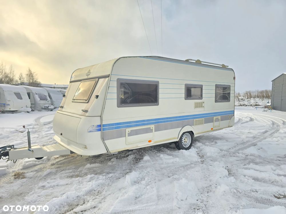 Hobby 495 UFE namiot prysznic WC przyczepa kempingowa DOSTAWA - 34