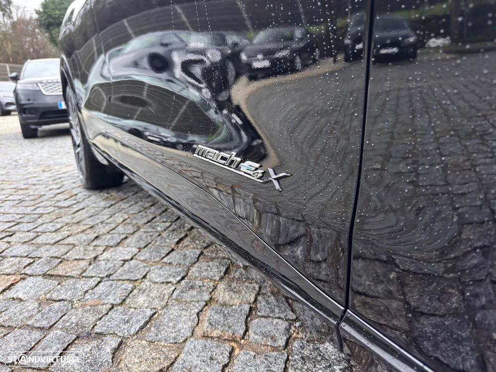 Ford Mustang Mach-E AWD GT - 37