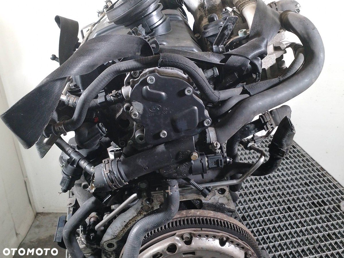 SILNIK VW TOURAN I AVQ 1.9 TDI - 6