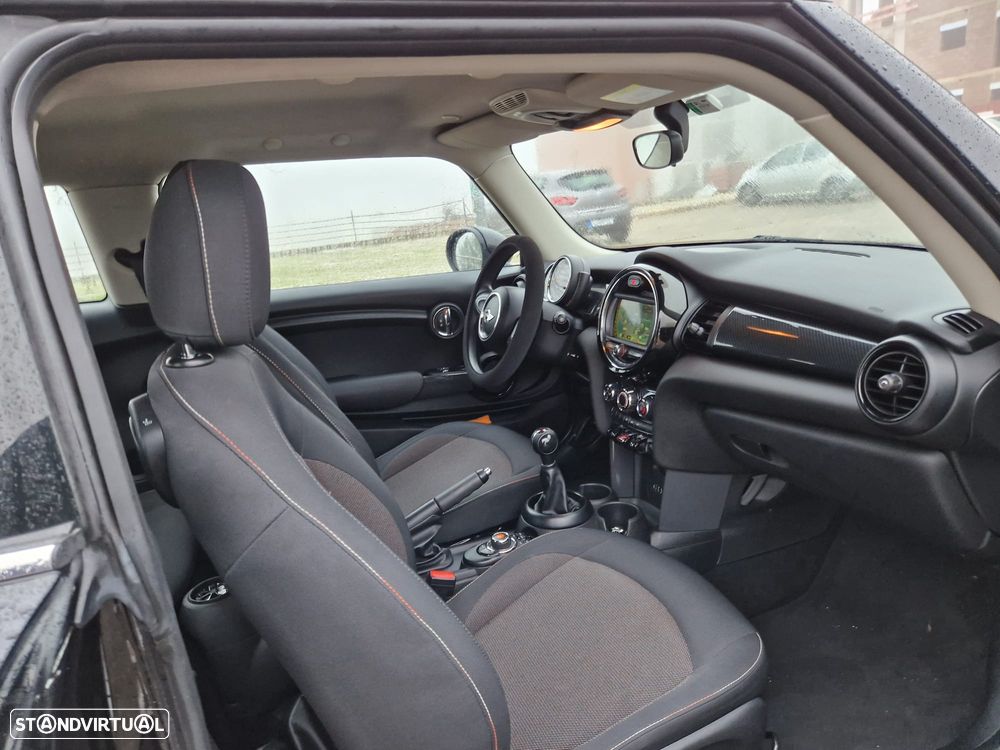 MINI 3 Portas One D - 3