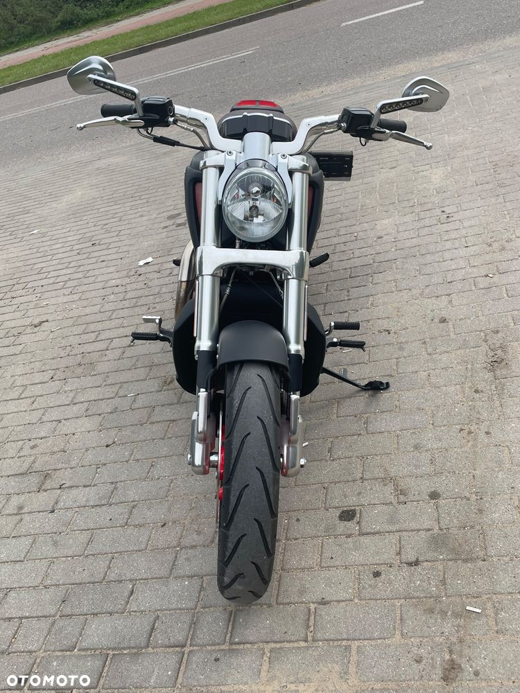 Harley-Davidson V-Rod Muscle - 4
